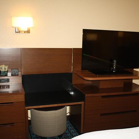 Fairfield Inn & Suites By Marriott Детройт-Лейкс Экстерьер фото